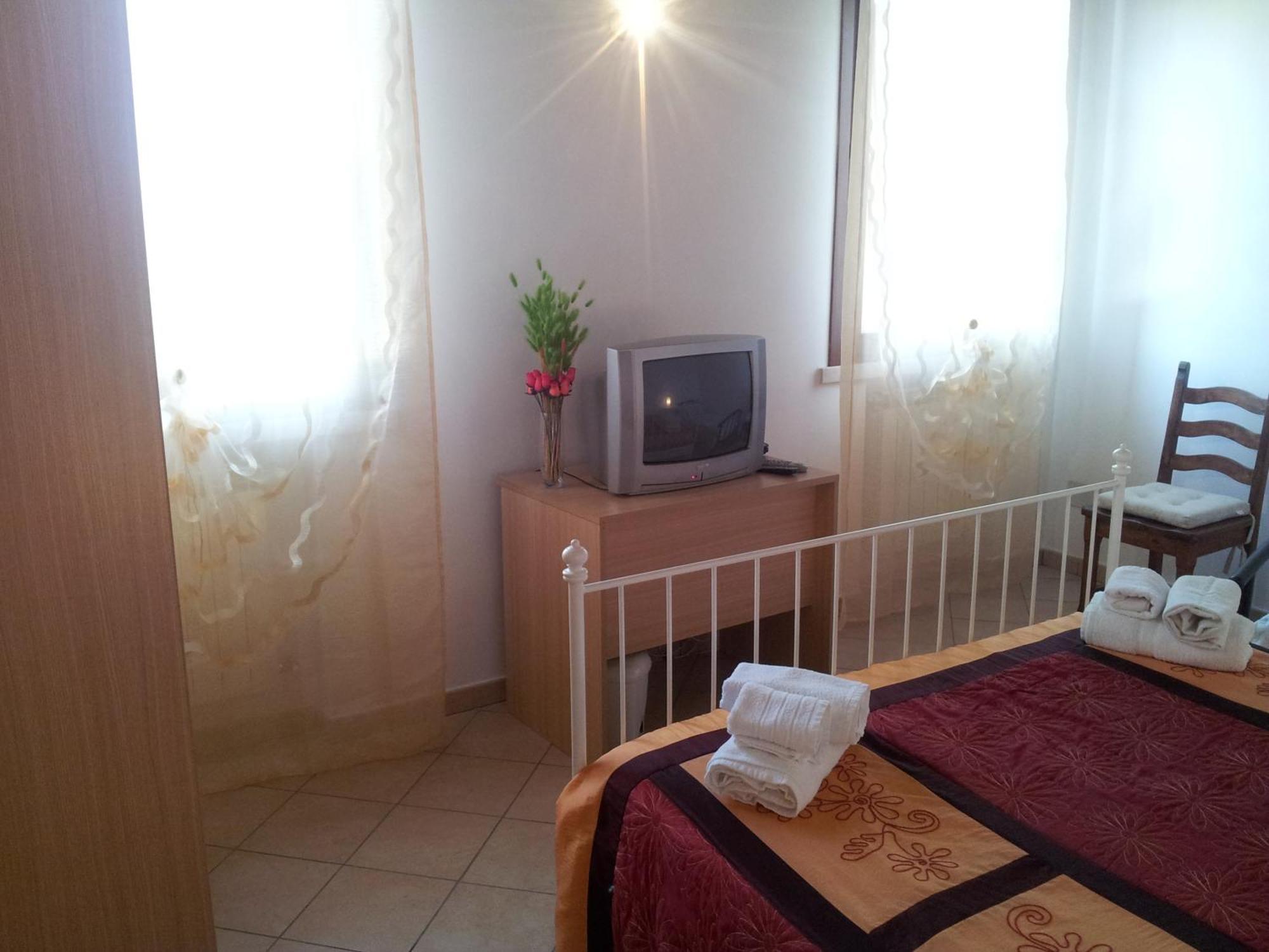 Bed and Breakfast Bb Parco Del Mincio Вирджилио Экстерьер фото